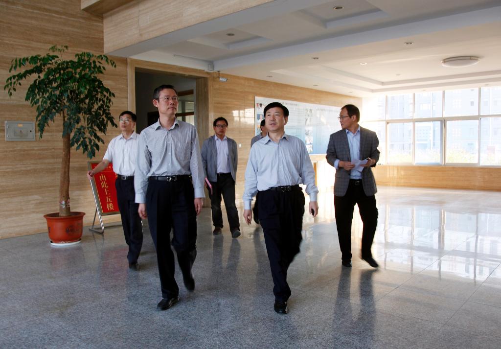 寿光市长赵绪春到我校蓝工院调研