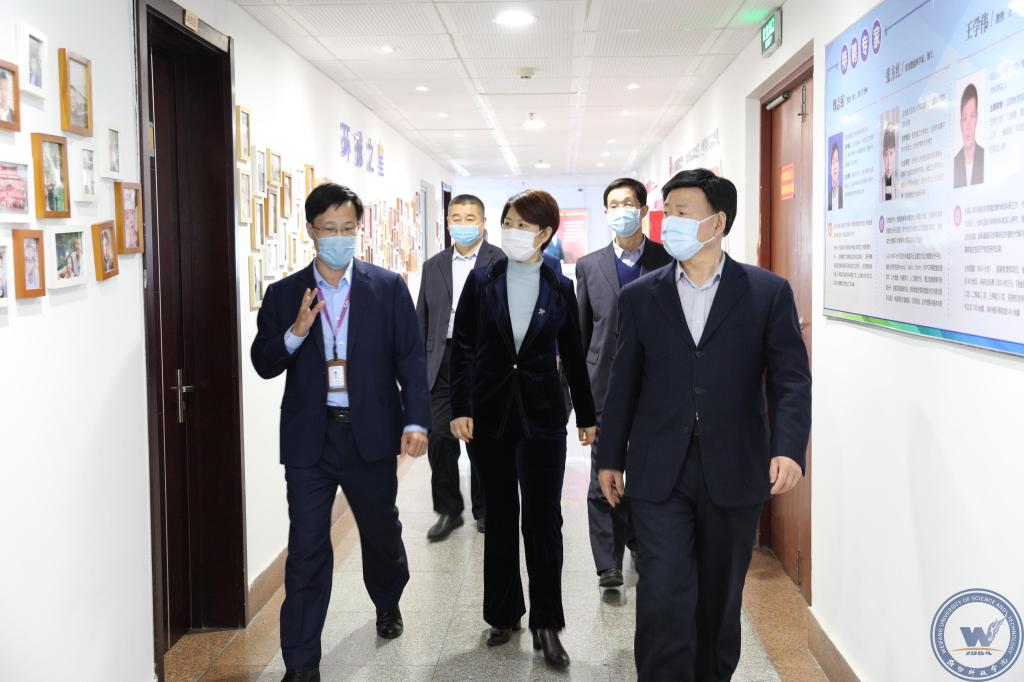 寿光市委常委纪委书记监察委员会主任王霞到我校调研指导